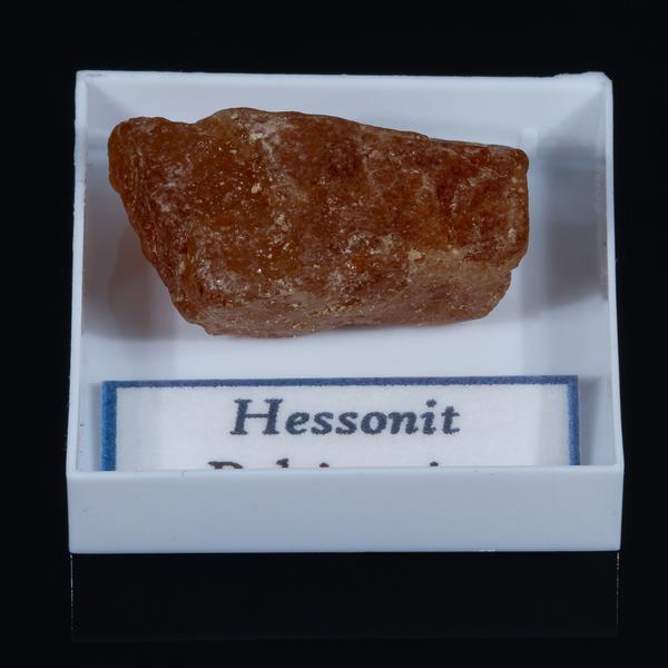hessonit
